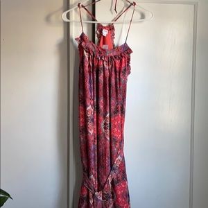 Super cute summer Maxi dress- never worn- NWOT